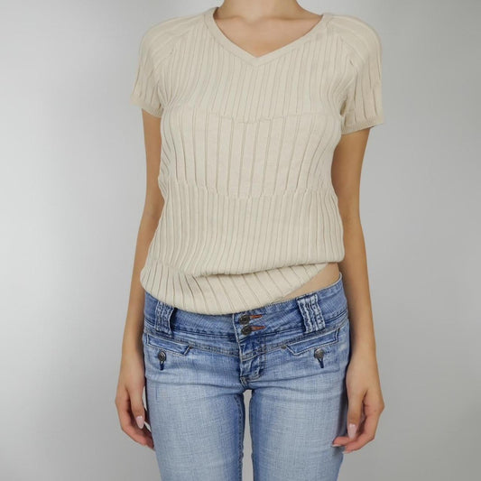 Ribbed V-Neck Basic Tee